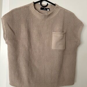 NWT short sleeve lightweight sweater